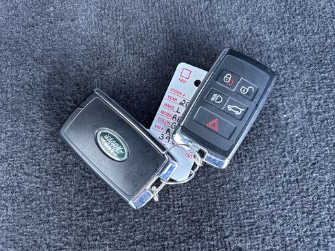 Used 2024 Land Rover Range Rover Sport Dynamic SE image 29