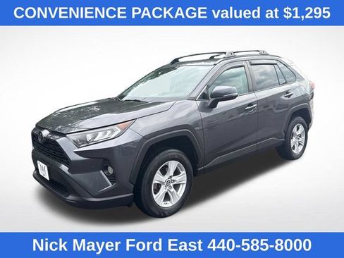 Used 2019 Toyota RAV4 XLE w/ Convenience Package AWD/4WD image 3