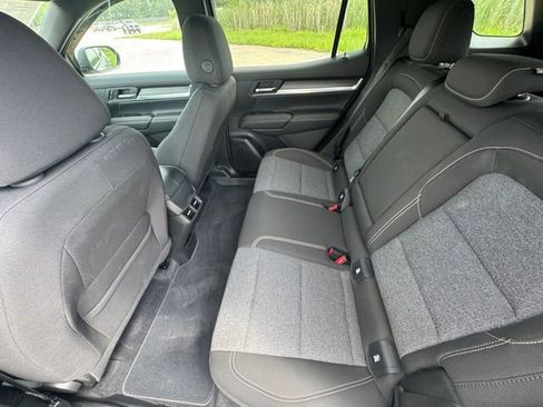 Certified 2025 GMC Terrain Elevation w/ Black Edition AWD/4WD image 29