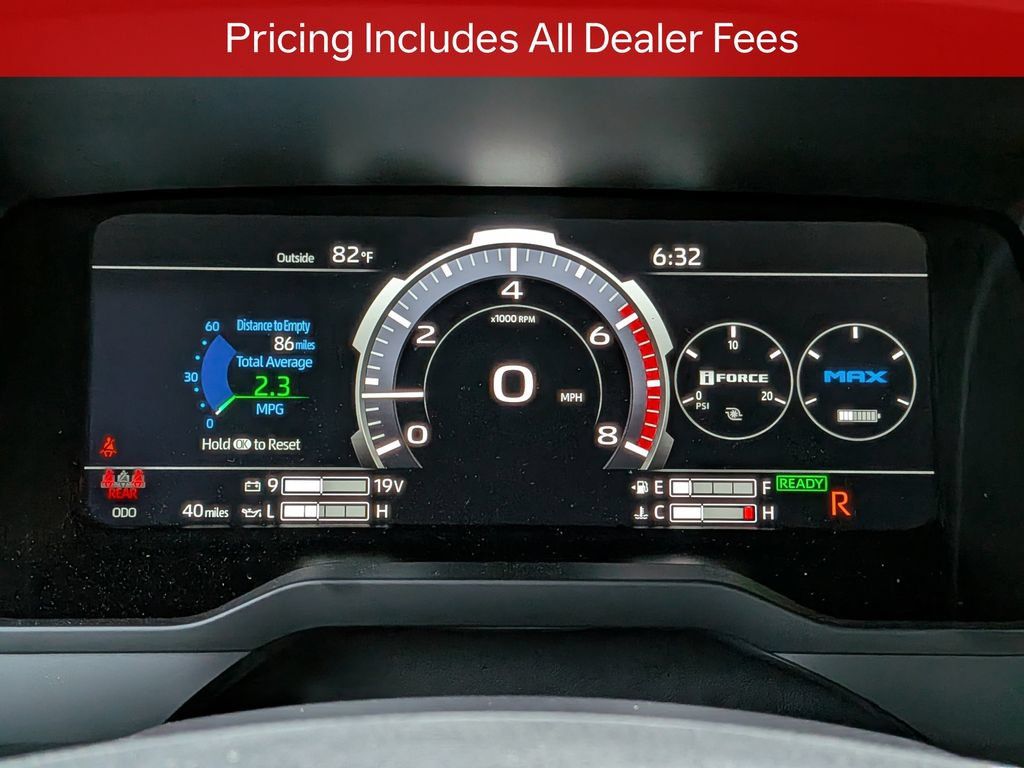 New 2025 Toyota Tundra Limited w/ TRD Off-Road Package AWD/4WD image 29