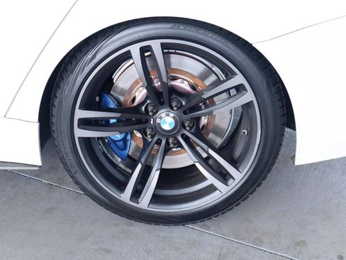 Used 2016 BMW M3 RWD image 11