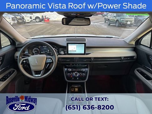 Used 2022 Lincoln Corsair AWD w/ Premium Package image 12