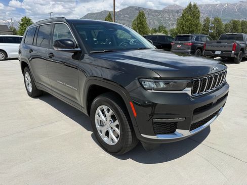 Used 2023 Jeep Grand Cherokee L Limited w/ Trailer Tow Group (B) AWD/4WD image 1