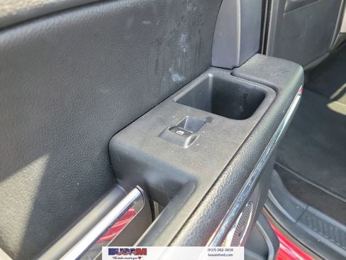 Used 2020 Ford Expedition XLT w/ Equipment Group 202A AWD/4WD image 16