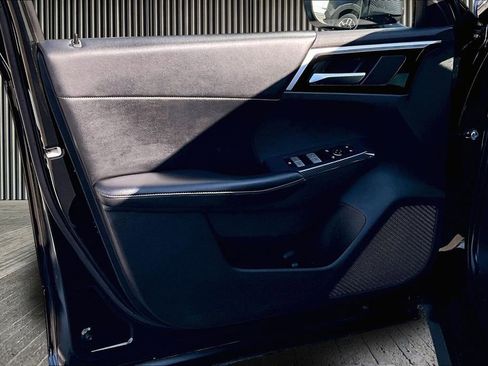 Used 2022 Mitsubishi Outlander SE image 24