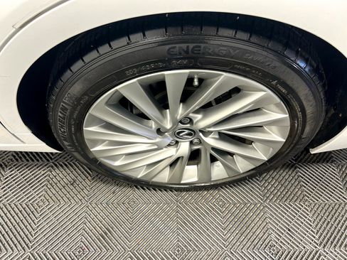 Used 2022 Lexus ES 350 Ultra Luxury image 39