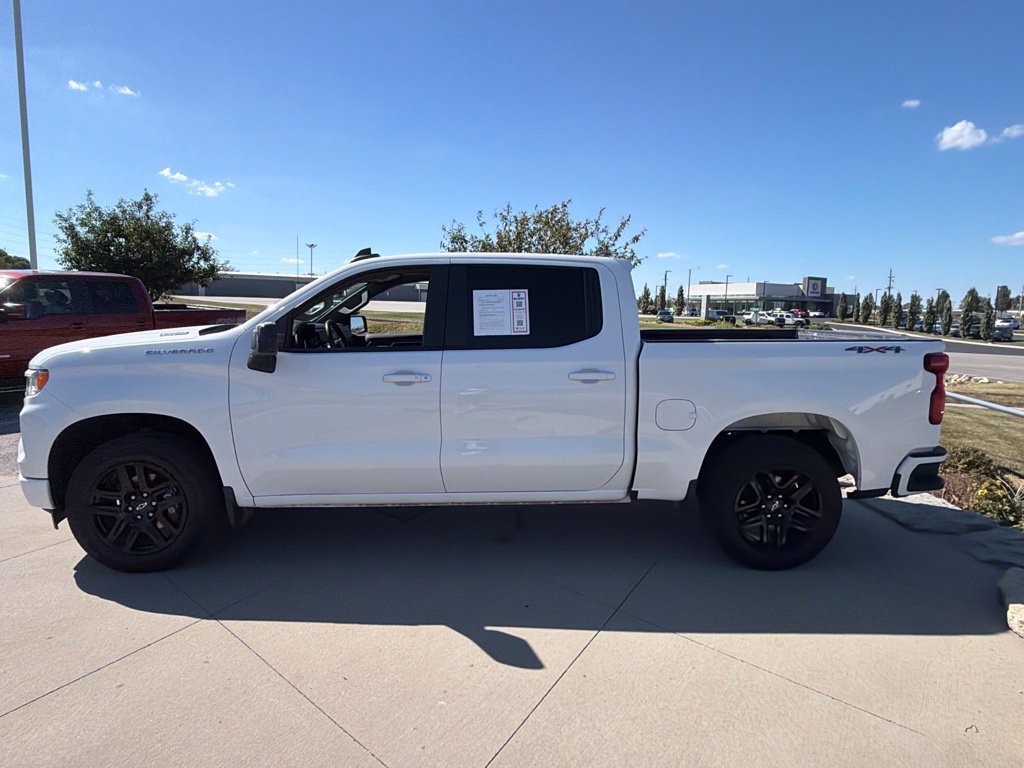 Used 2023 Chevrolet Silverado 1500 RST AWD/4WD image 5