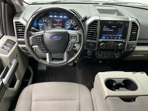 Used 2019 Ford F150 XLT w/ Equipment Group 302A Luxury AWD/4WD image 16