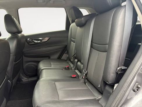 Used 2017 Nissan Rogue SL w/ SL Premium Package AWD/4WD image 13