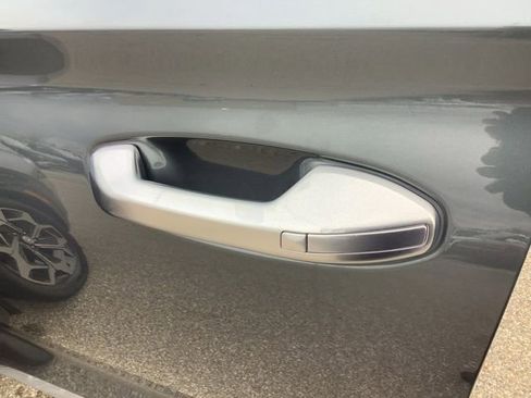 Used 2022 Hyundai Palisade Calligraphy w/ Winter Package image 26