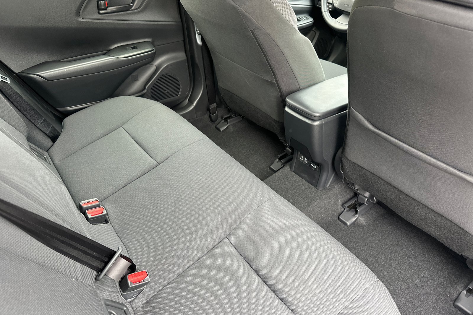 Certified 2026 Toyota Prius Plug-In Hybrid FWD image 19