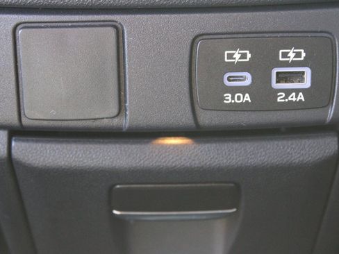 Used 2025 Subaru Ascent Limited w/ Popular Package #2 image 26