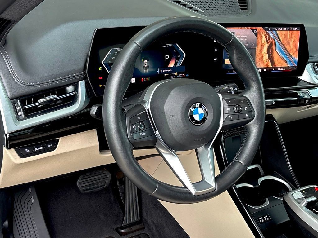 Used 2024 BMW X1 xDrive28i AWD/4WD image 32