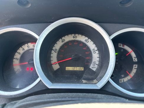 Used 2015 Toyota Tacoma 4x4 Double Cab image 11