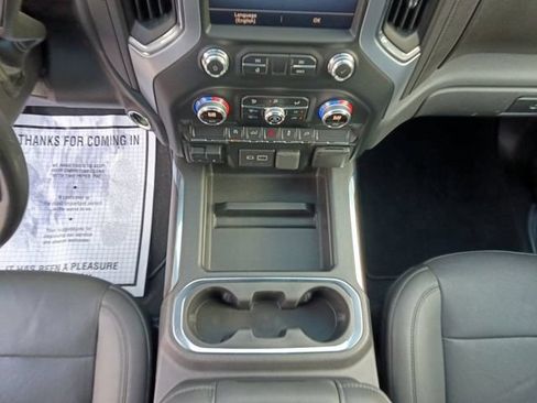 Used 2022 GMC Sierra 1500 SLT RWD image 3