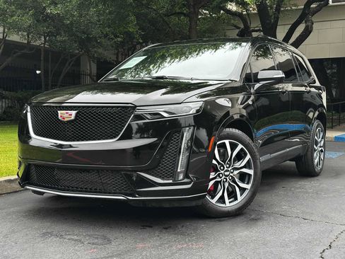 Certified 2025 Cadillac XT6 Sport w/ Technology Package AWD/4WD image 1