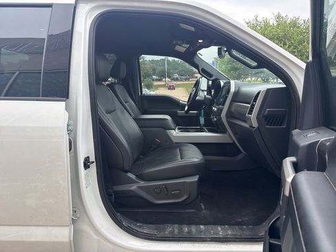 Used 2022 Ford F350 Lariat w/ Lariat Value Package AWD/4WD image 11