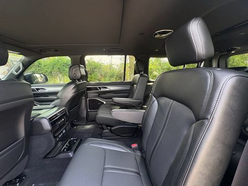 New 2026 Jeep Grand Wagoneer L Limited w/ Premium Group II AWD/4WD image 22