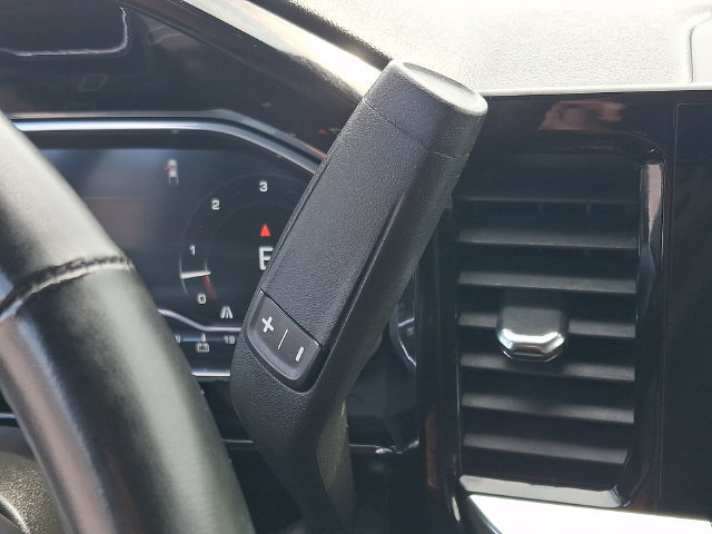Certified 2025 GMC Sierra 1500 SLT RWD image 14