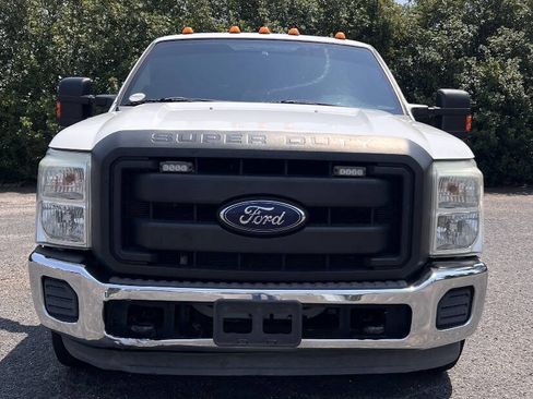 Used 2014 Ford F250 XL w/ Power Equipment Group RWD image 10