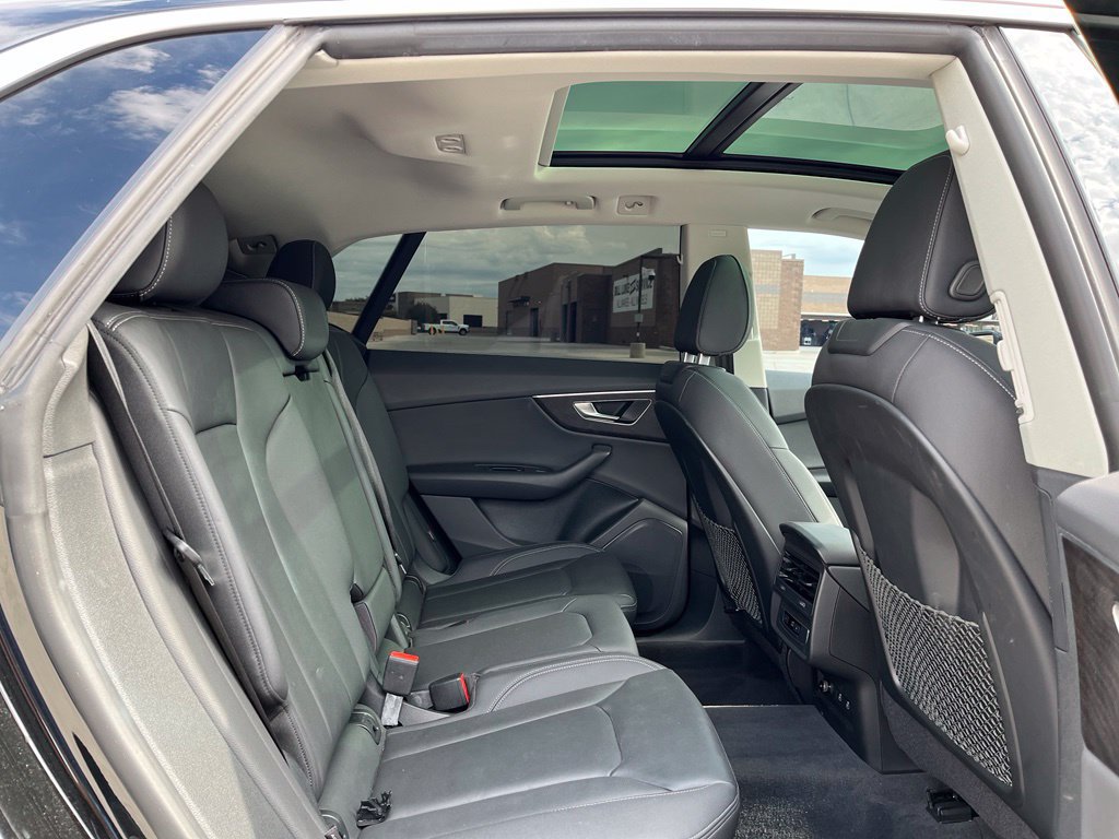 Used 2023 Audi Q8 Premium w/ Convenience Package AWD/4WD image 19