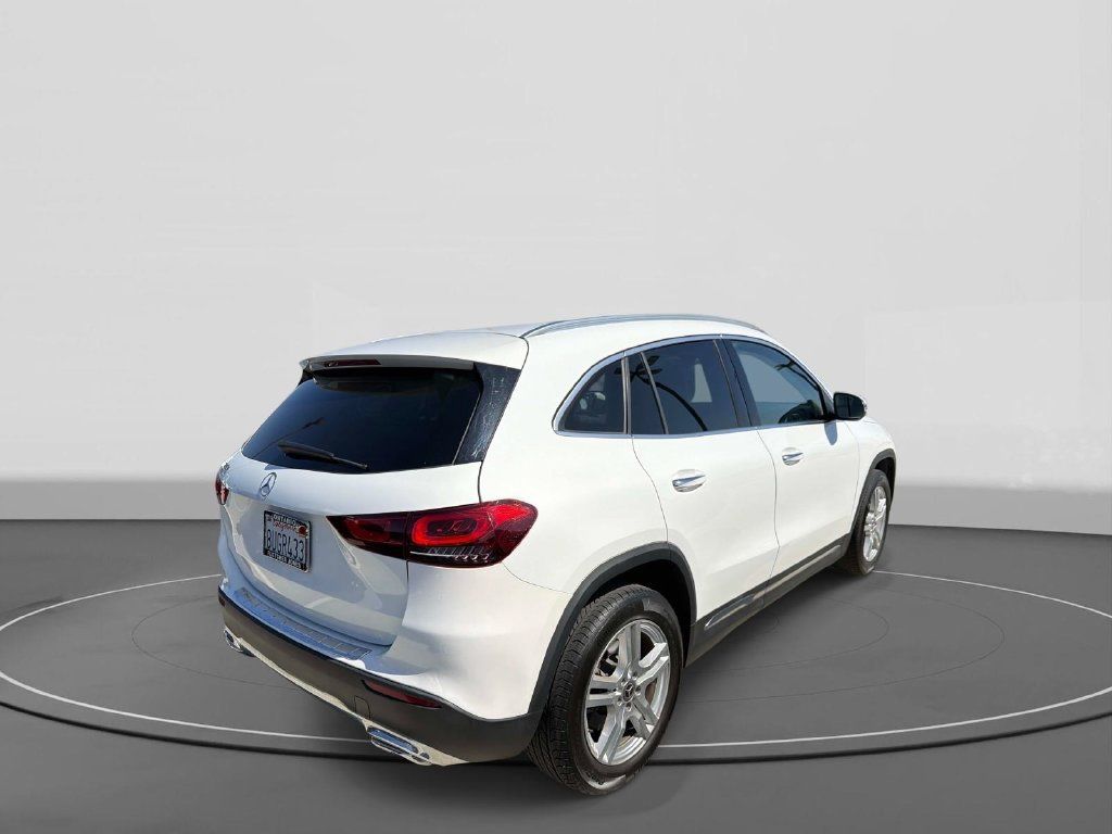 Used 2021 Mercedes-Benz GLA 250 w/ Premium Package image 4