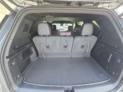 Used 2025 Chevrolet Traverse Z71 AWD/4WD image 25