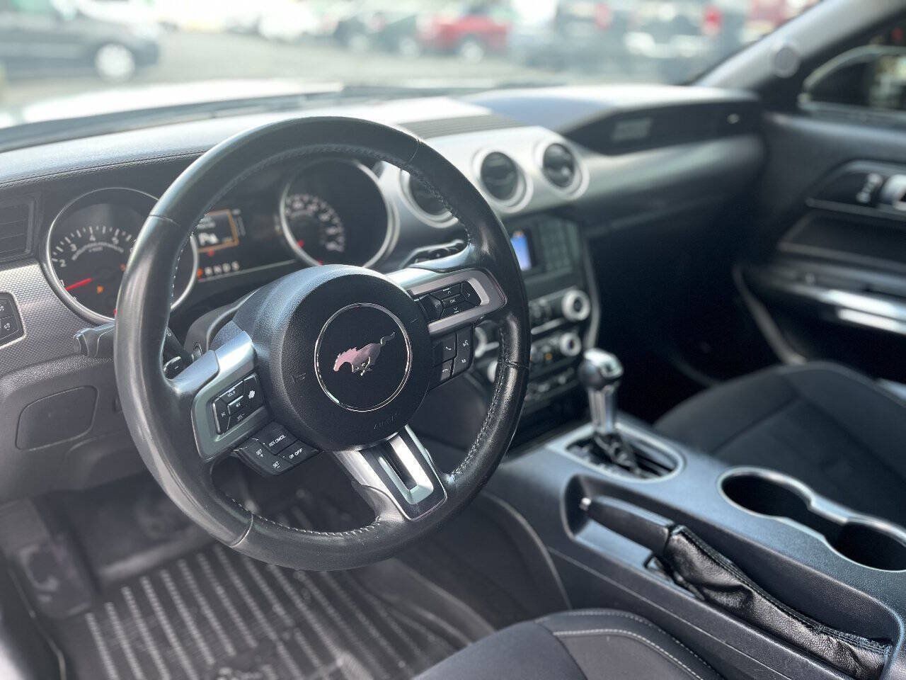 Used 2021 Ford Mustang GT RWD image 12