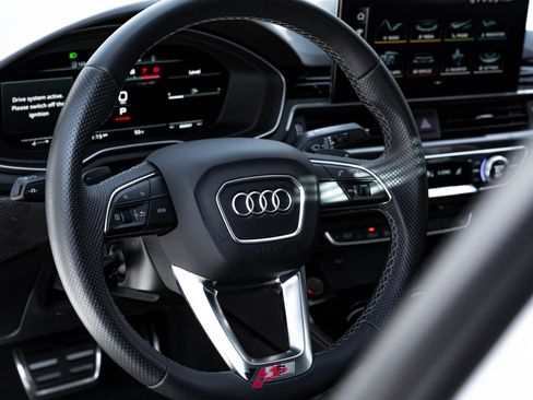 Used 2021 Audi S4 Premium Plus w/ Premium Plus Package image 28