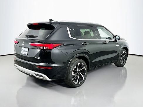 Used 2024 Mitsubishi Outlander SEL Black Edition image 10