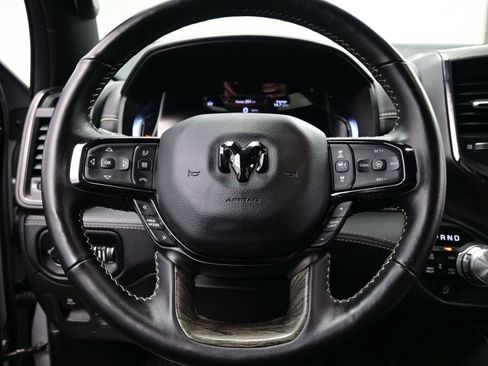 Used 2025 RAM 1500 Limited AWD/4WD image 26