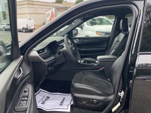 Used 2025 Jeep Grand Cherokee L Altitude image 15