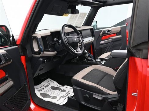 Used 2022 Ford Bronco Wildtrak image 28