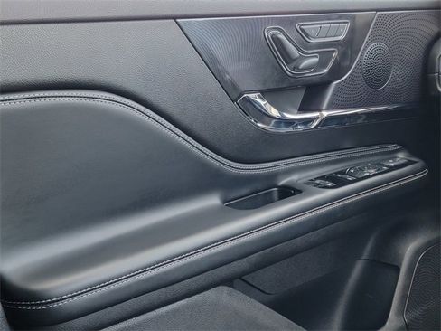Certified 2023 Lincoln Corsair AWD w/ Equipment Group 101A image 37