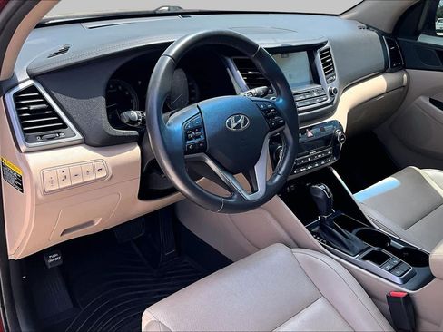 Used 2017 Hyundai Tucson Limited w/ Limited Ultimate Package 03 FWD image 17