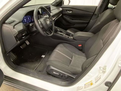Used 2024 Honda Accord Sport image 10