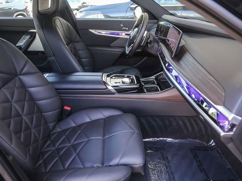 Certified 2023 BMW 740i w/ Parking Assistance Package RWD image 13