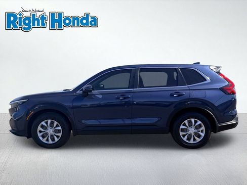 Used 2025 Honda CR-V LX image 4