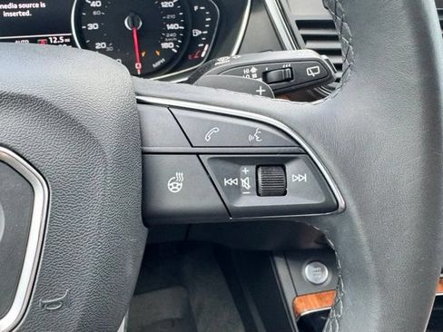 Certified 2023 Audi Q5 2.0T Premium w/ Convenience Package AWD/4WD image 28