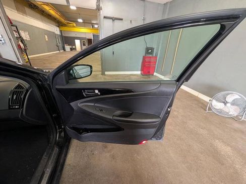 Used 2012 Hyundai Sonata Limited FWD image 30