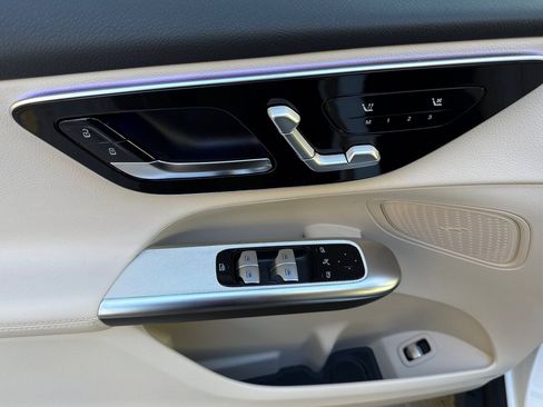 New 2026 Mercedes-Benz GLC 300 image 22