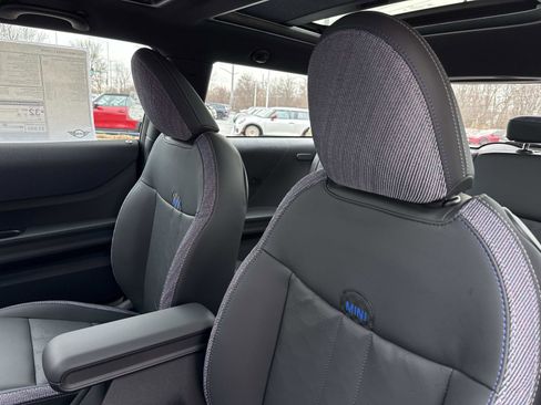 New 2026 MINI Cooper 2-Door Hardtop FWD image 16