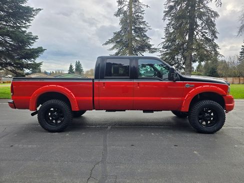 Used 2004 Ford F250 Harley-Davidson image 6