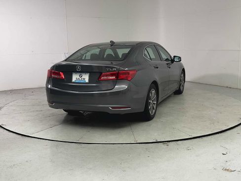 Used 2019 Acura TLX image 2
