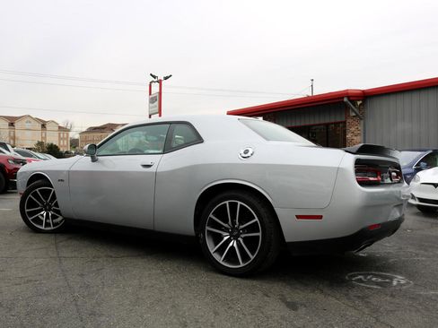 Used 2023 Dodge Challenger R/T image 7