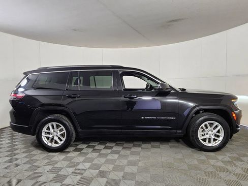 Used 2023 Jeep Grand Cherokee L Laredo AWD/4WD image 8