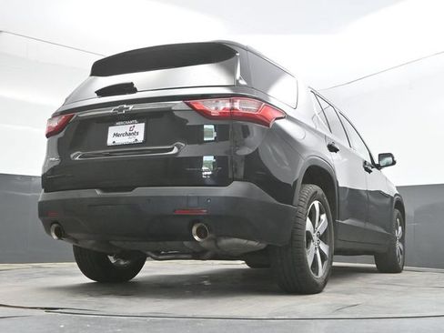 Used 2019 Chevrolet Traverse LT w/ LT Premium Package AWD/4WD image 44