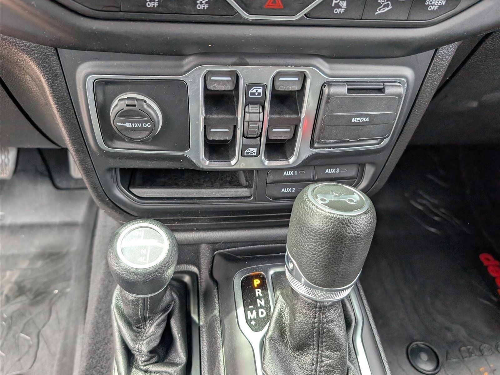 Used 2020 Jeep Wrangler Unlimited Sport S AWD/4WD image 25
