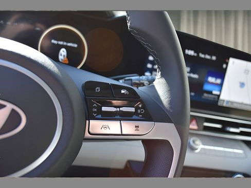 New 2026 Hyundai Elantra Limited image 21