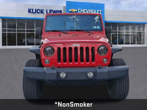 Used 2016 Jeep Wrangler Unlimited Sport image 2